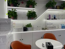 -蕾特恩专业祛痘·皮肤管理