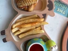 -水桶王国主题餐厅·聚会·生日派对·亲子活动·家庭套餐(亚龙湾希尔顿店)