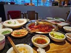 -潮火锅·麻辣牛肉火锅(观音桥方圆·LIVE店)