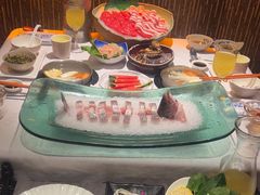 -泓炙颐凤鲜海鲜火锅料理(桐乡店)