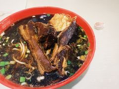 -小龙大肉面馆