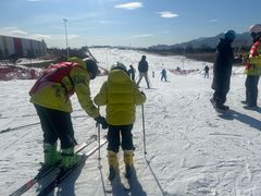 -华彬猛犸滑雪场