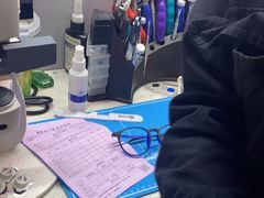 -视野联行眼镜·蔡司·尼康·授权优选门店(青浦宝龙店)