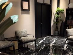 -万泊酒店(长沙五一广场国金中心店)