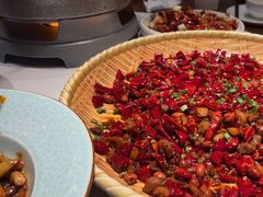 -万重锦·人文川菜馆(骡马市店)