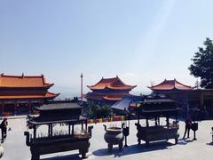 -三塔倒影公园