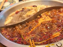 -沸炉重庆老火锅(军事博物馆店)