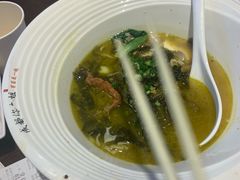 -成都你六姐·牛肉冒菜(城市集市合生汇店)