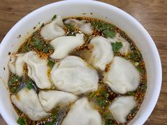 酸汤牛肉水饺-回坊马二饺子馆