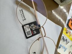 -罗伯特眼镜·蔡司官方授权(罗湖国贸店)