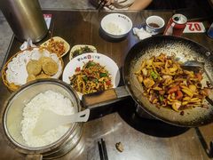 -富正毅三下锅·湘西韵味(天门山索道店)