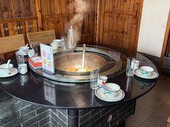 -挂旗柴锅鸡(蚌山区嘉年华店)
