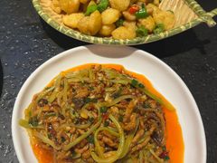 -万重锦·人文川菜馆(骡马市店)