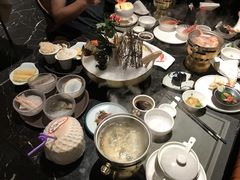 -半岛翡丽海鲜自助餐厅(观风亭店)