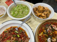 -笨罗卜浏阳菜馆(太平街店)