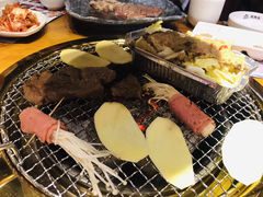 -万兴佳烤肉·长白山老味道(东岸里店)
