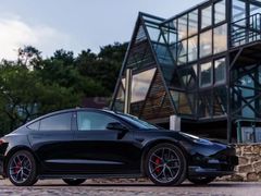 -TESLA 特斯拉(北京颐堤港体验店)