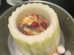 -得意咚瓜·顺德鱼生·冬瓜火锅(深圳首店)