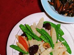 -红樱桃·欢乐餐厅(太原里店)