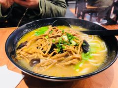 -老妈米线(港龙店)