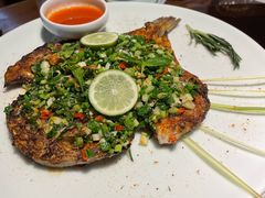 -一坐一忘云南菜(嘉里中心店)
