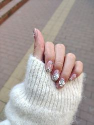 -芊冉•美甲美睫纹绣