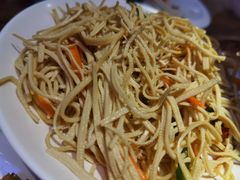 豆皮-老佛爷蛙锅•鲜蛙煲(麦凯乐店)