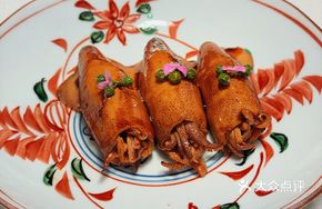 Sichuan Pepper Braised Hand-Caught Small Squid