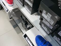 -阿迪达斯(八方汇精品优惠店)