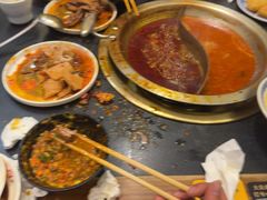 -沸炉重庆老火锅(军事博物馆店)