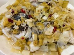 剁椒鱼头-天利思(邓尉店)