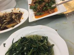 -笑红饭庄
