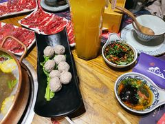 -牛村来人潮汕牛肉火锅(西单店)