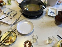 -菌之家·专业纯野生菌火锅·特色炒菌