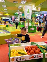 -莫莉幻想儿童乐园(武汉金银潭永旺店)