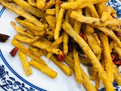 -椒香川流不息川菜馆(二七北路店)