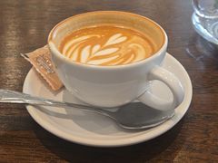 -Chom Cafe and Restaurant