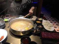 -左庭右院鲜牛肉火锅(新梅广场店)