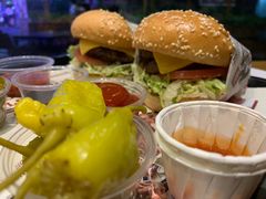 -The Habit Burger Grill 哈比特汉堡(爱琴海店)