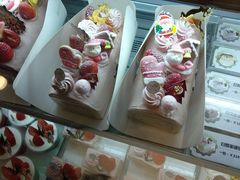 -花花卷卷·鲜食蛋糕(静安久光百货店)