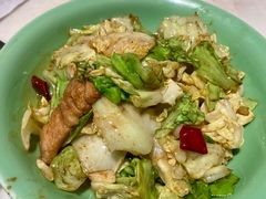手撕包心菜-弄堂里(西溪龙湖天街店)