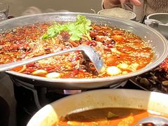 -麻六记(凤凰汇店)