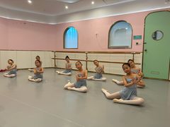 -伊叶舞蹈YEAH DANCE(LCM置汇旭辉校区)