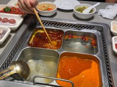 牛油麻辣锅底-海底捞火锅(河东万达广场店)