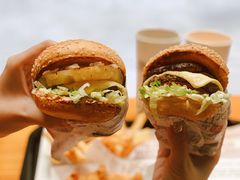 -The Habit Burger Grill 哈比特汉堡(复兴soho店)