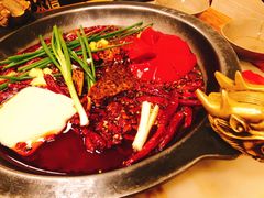 -黄潇洒老火锅(九眼桥宏济巷店)