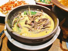 -吃饭皇帝大土家民族菜(正大广场店)