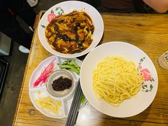 北京炸酱面-锅儿挑面馆