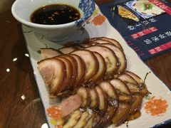 三少酱肘子-娄三少·老北京春饼烤鸭家常菜(方庄店)