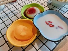 芒果-董眼镜火锅(洪崖洞总店)